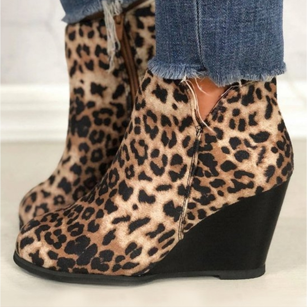 Rosy - Tan Leopard Wedge Boot